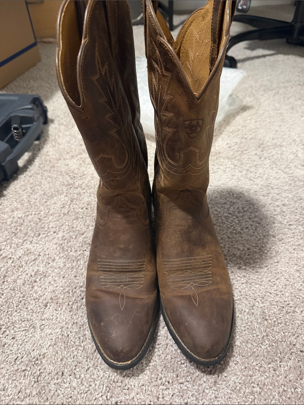 Ariat Brown Leather Cowboy Boots with Embroidered Shaft